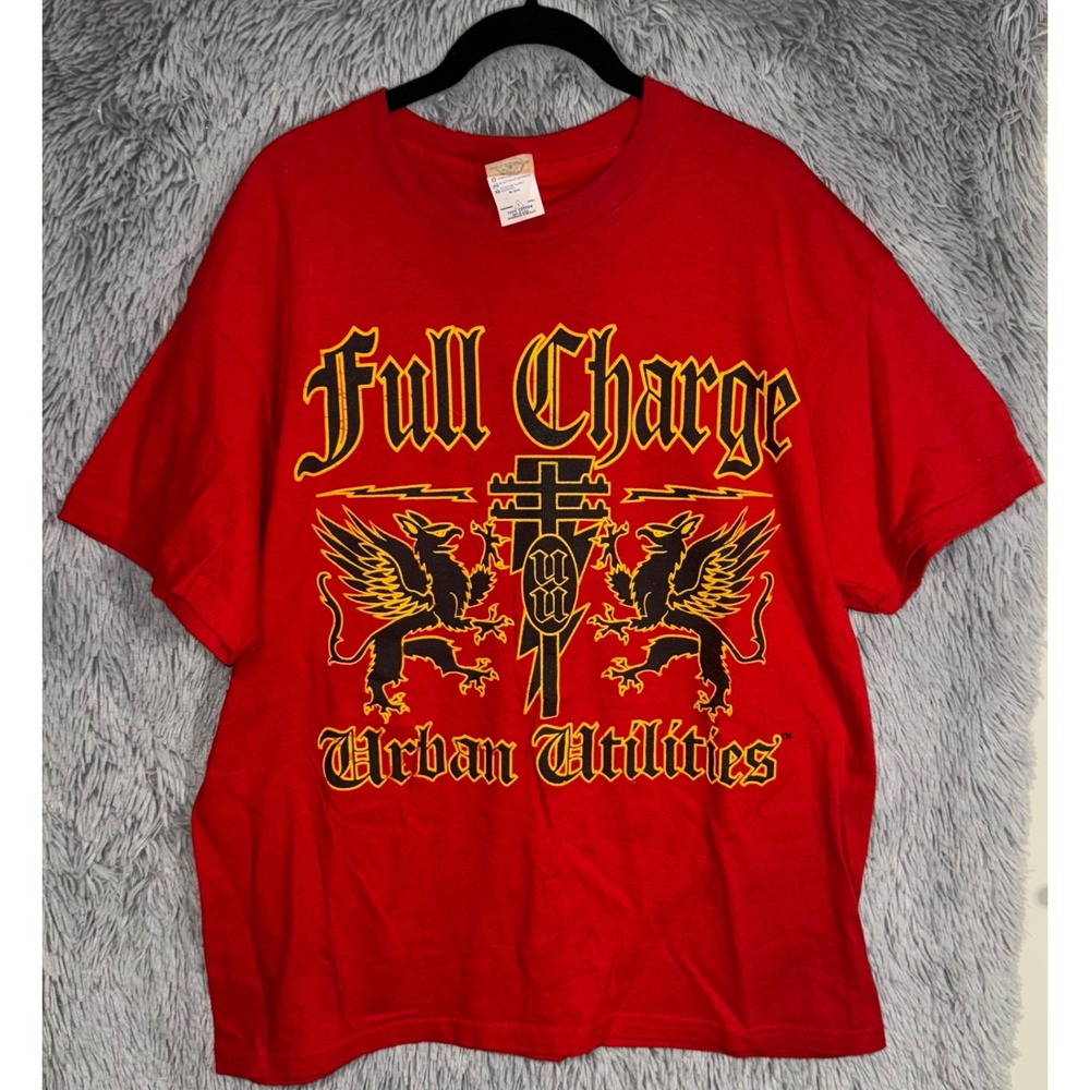 Full Charge Urban Utilities Graphic T Shirt Red Size‎ L Cotton